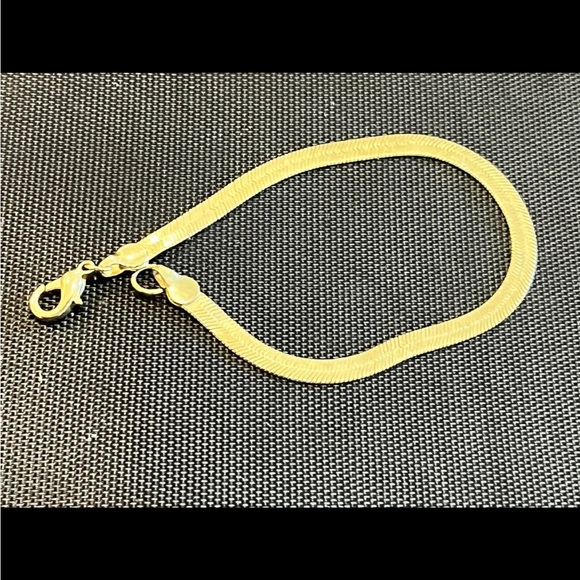 Bracelet - Picture 3 of 3